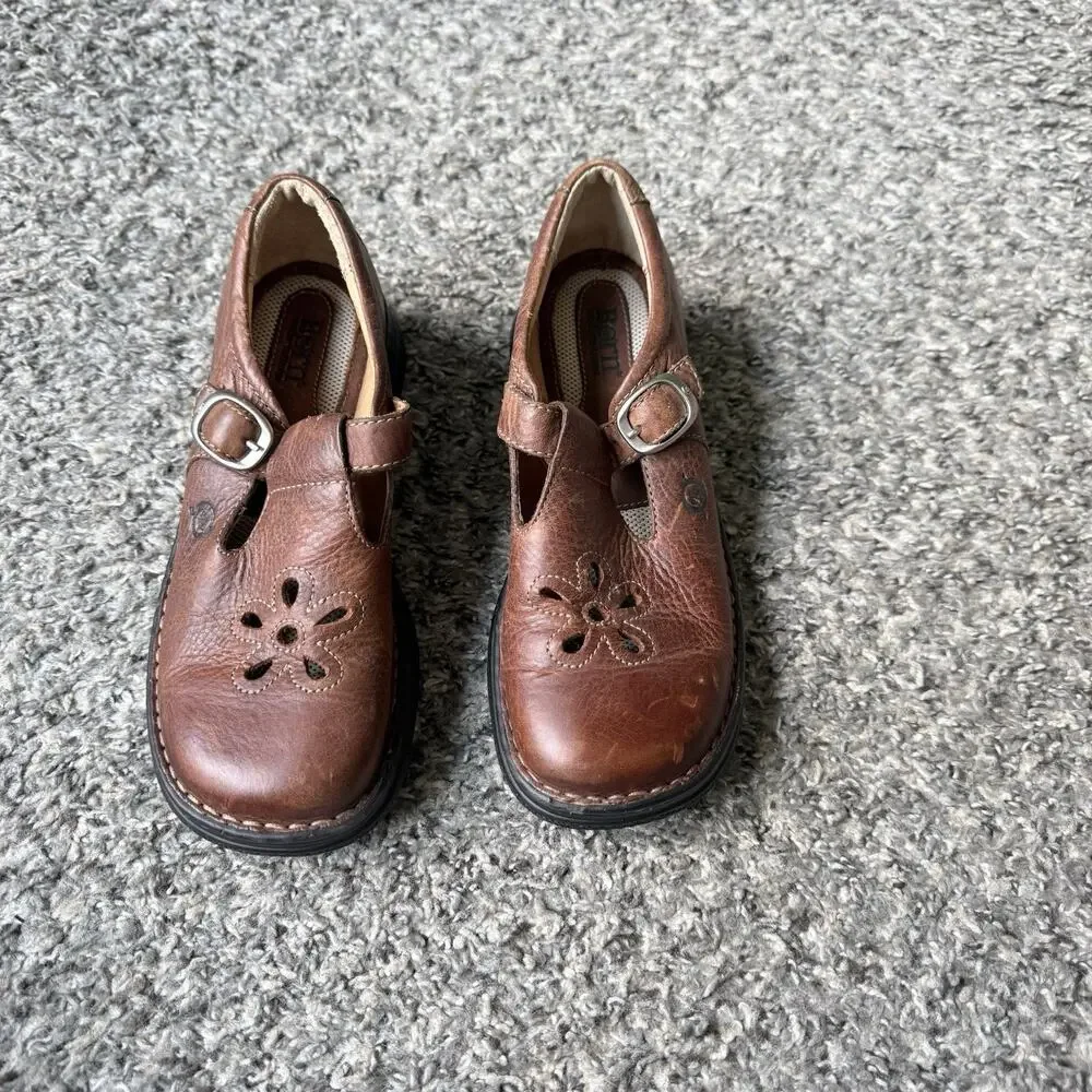 Born Girls Brown Leather Mary Jane Shoes Sz 2.5 Adjustable Buckle Strap Comfort